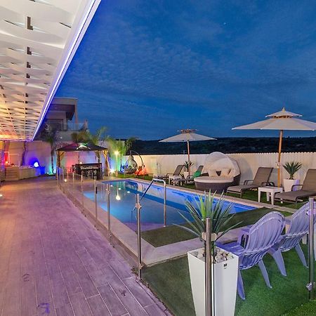 Villa וילה כינור המלך דויד à Manot Extérieur photo