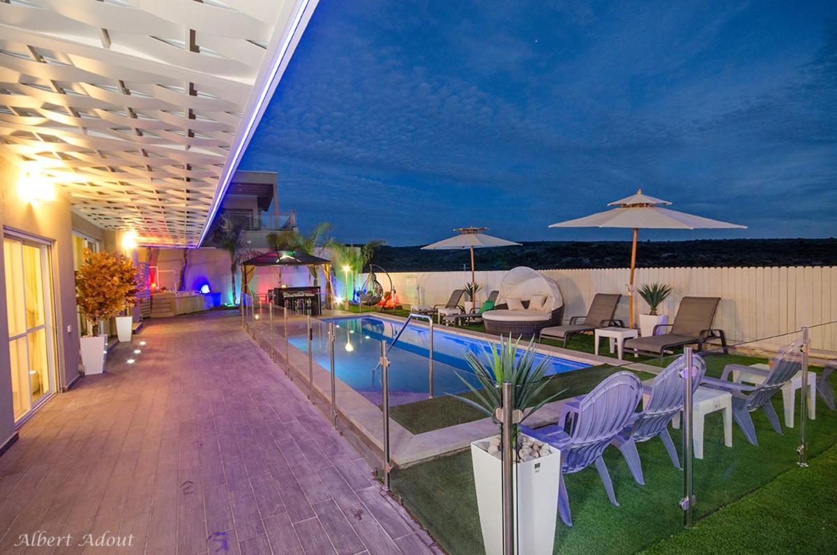 Villa וילה כינור המלך דויד à Manot Extérieur photo